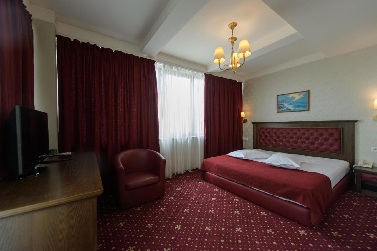 Hotel Golden Palace Mamaia Extérieur photo