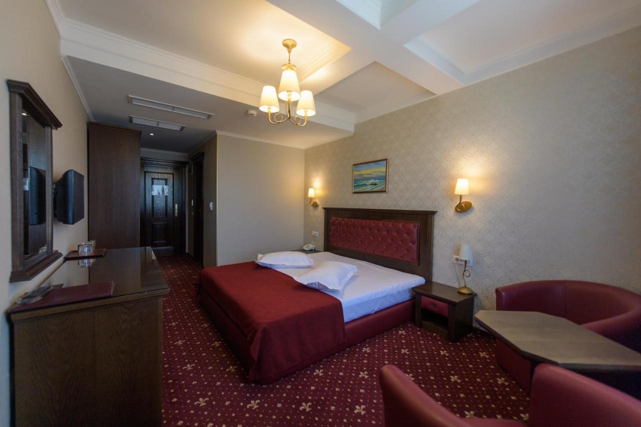Hotel Golden Palace Mamaia Extérieur photo
