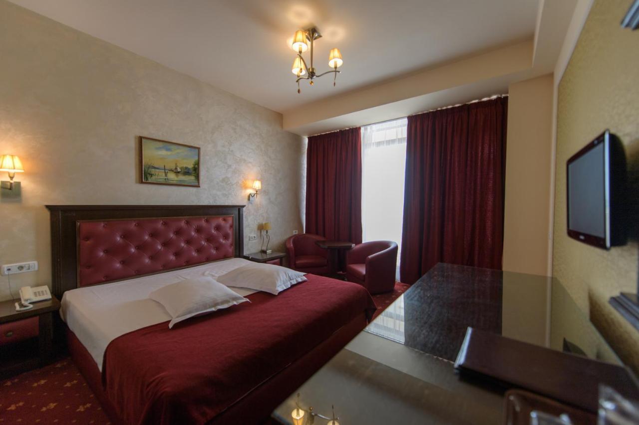 Hotel Golden Palace Mamaia Extérieur photo