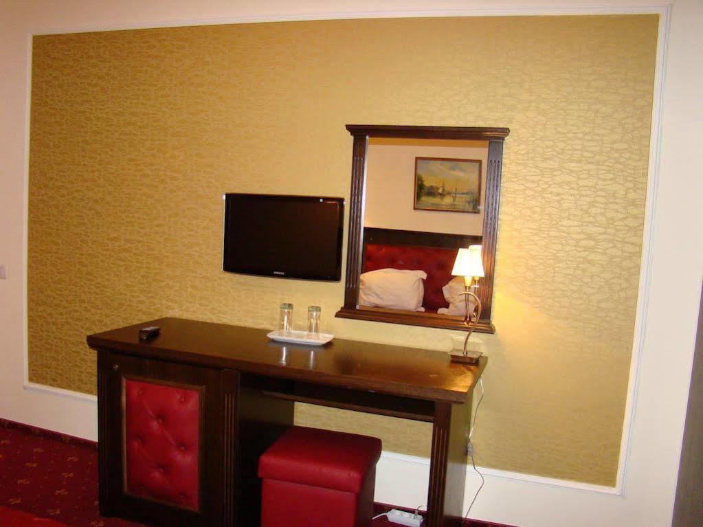 Hotel Golden Palace Mamaia Extérieur photo