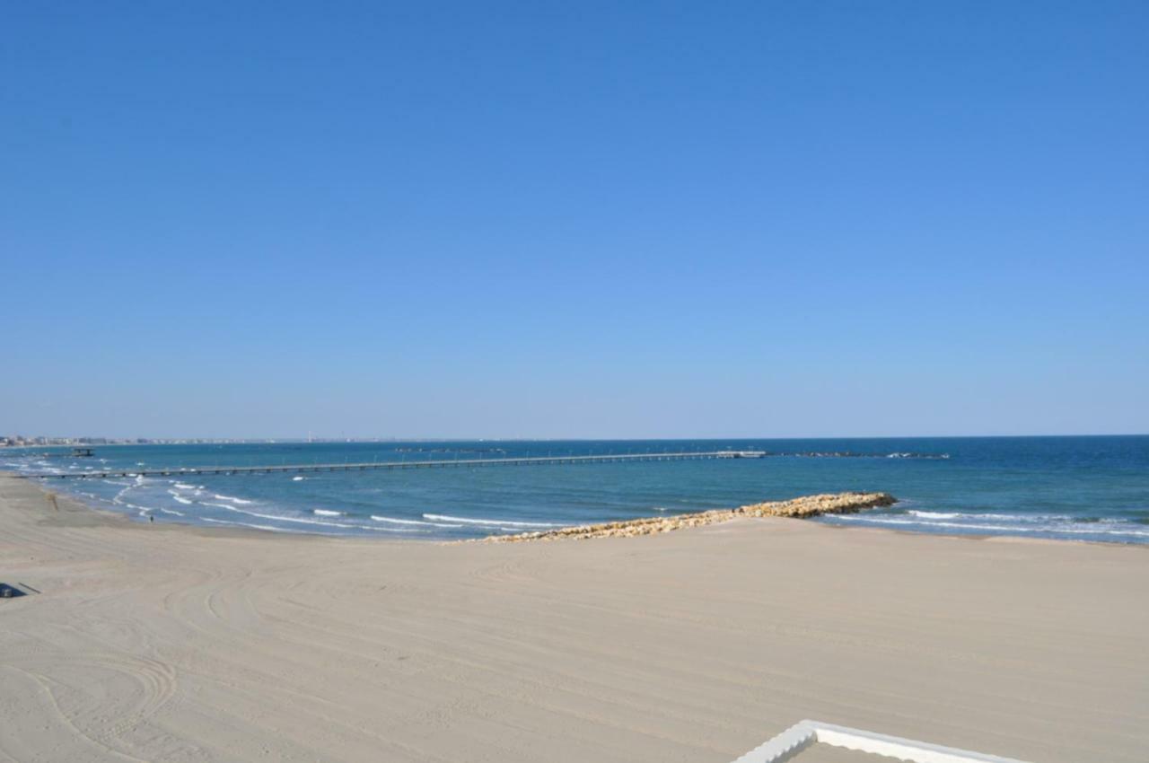 Hotel Golden Palace Mamaia Extérieur photo